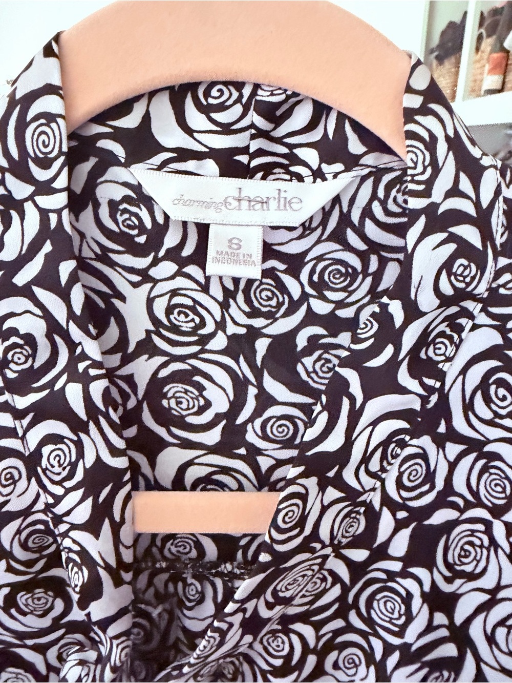 Charming Charlie Black & White Floral Mock Neck Blouse - Picture 2 of 3